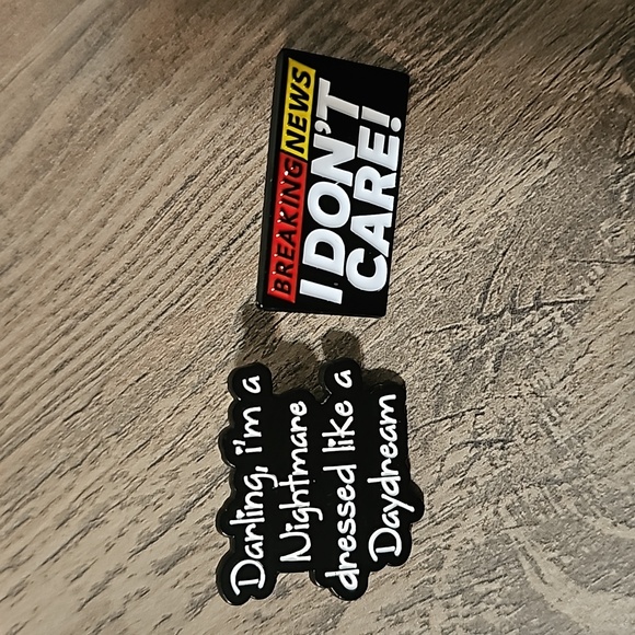 Sassy enamel pins - Picture 4 of 5